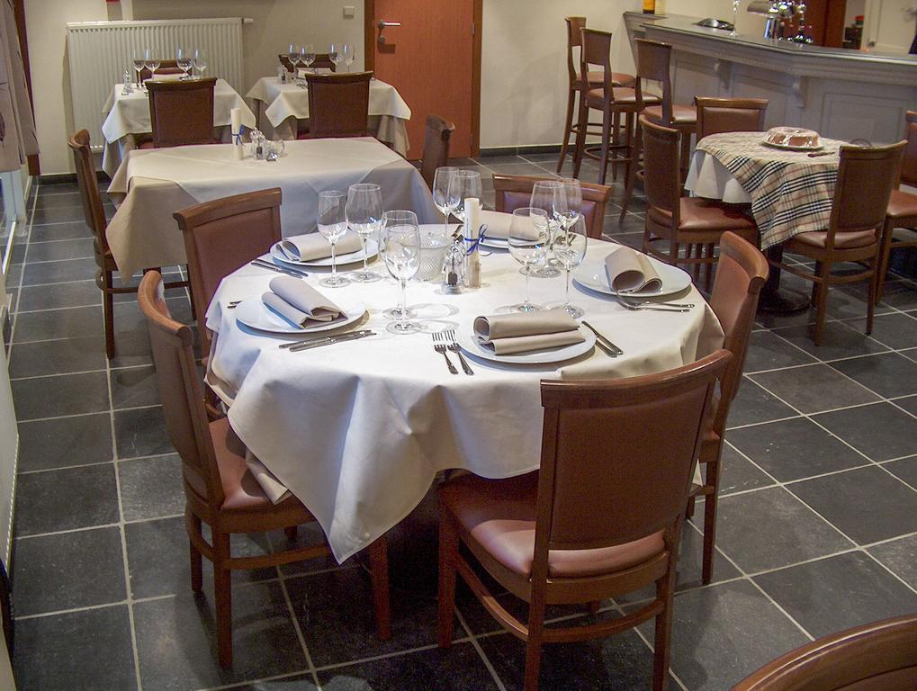 Hotel Wilgenhof Maaseik Extérieur photo